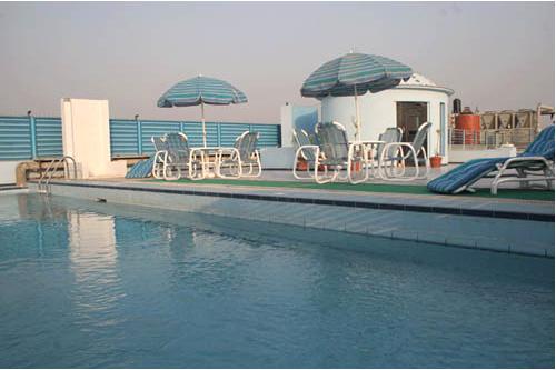 Hotel Crown Plaza Lahor Kültér fotó